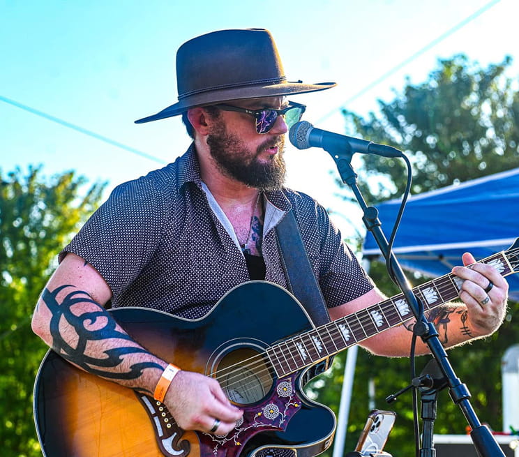 Chris Arcana At Kansas Crossing Casino FREE SHOW